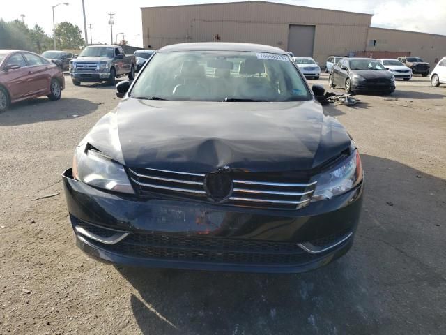 2014 Volkswagen Passat SE