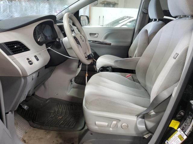 2012 Toyota Sienna LE