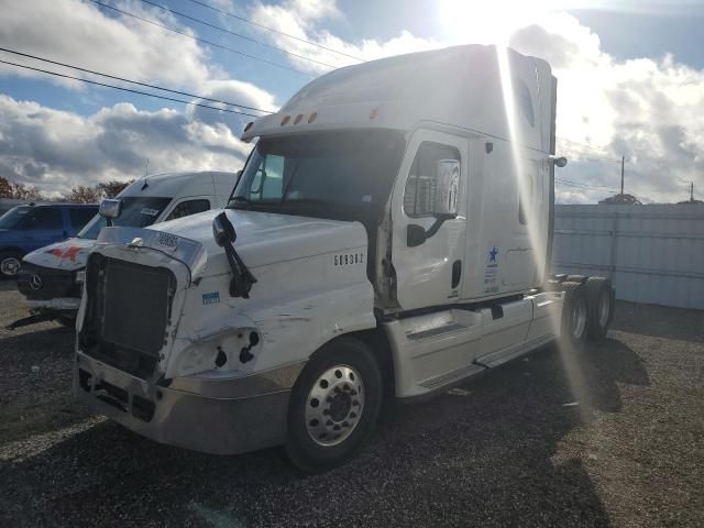 2012 Freightliner Cascadia 125