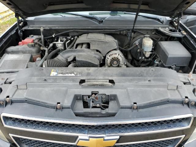 2011 Chevrolet Suburban K1500 LS