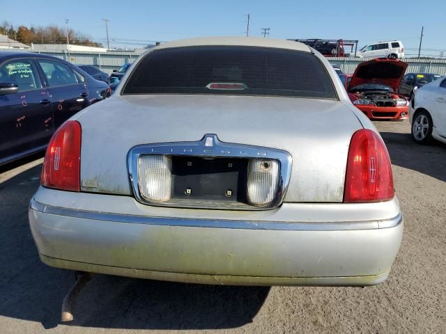 1999 Lincoln Town Car Executive