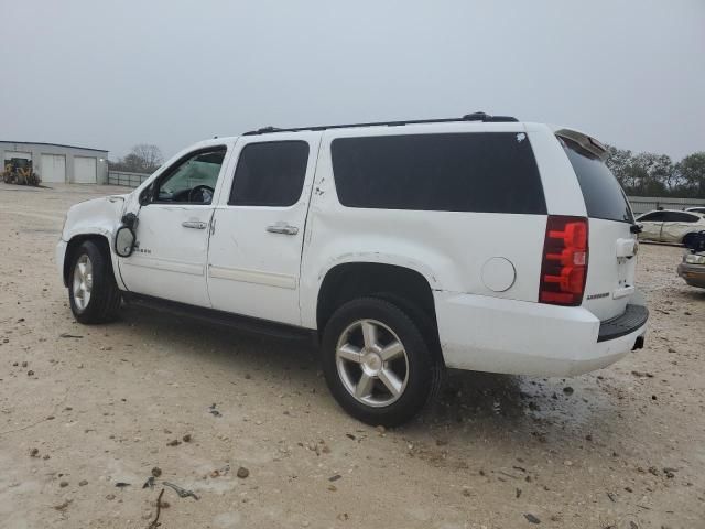 2014 Chevrolet Suburban C1500  LS