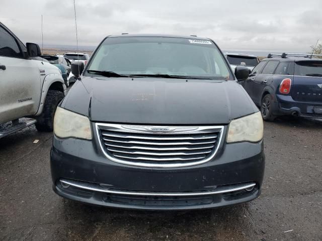 2012 Chrysler Town & Country Touring