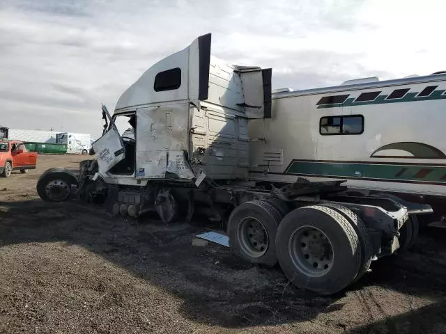 2015 Volvo VN VNL