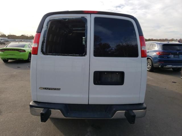 2019 Chevrolet Express G2500