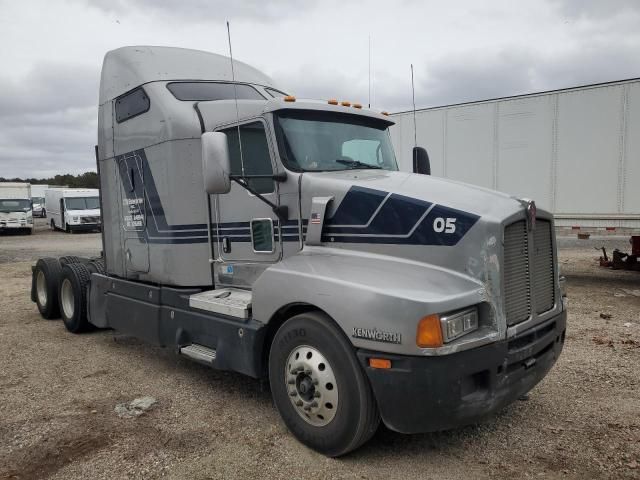 2006 Kenworth Construction T600