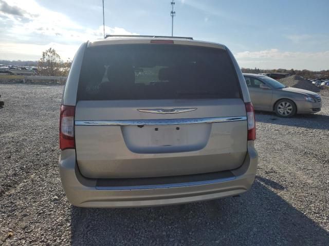 2014 Chrysler Town & Country Touring