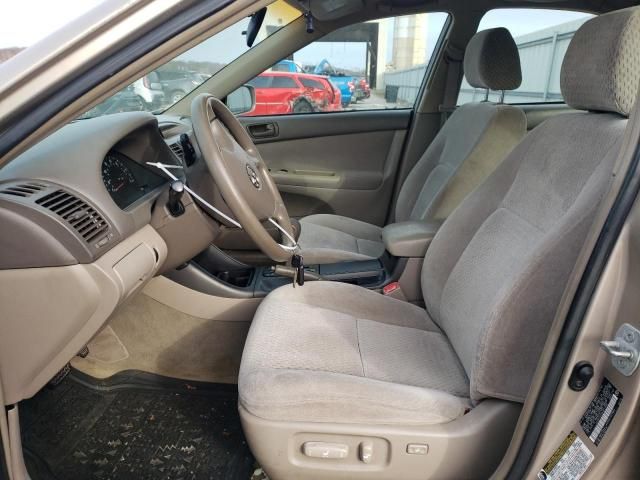 2004 Toyota Camry LE