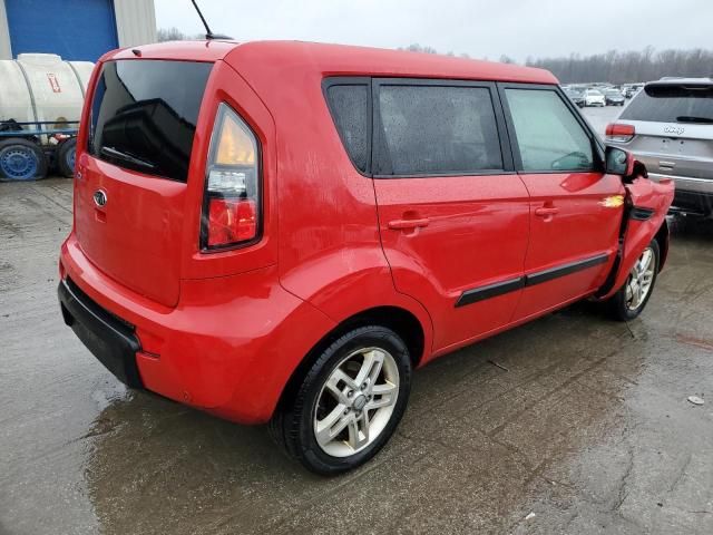 2011 KIA Soul +