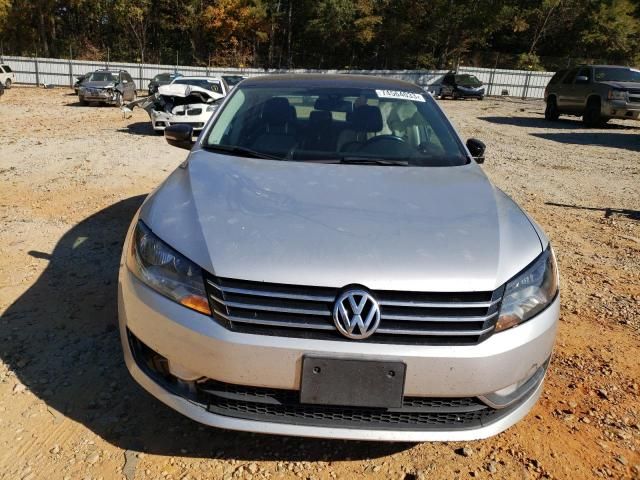 2015 Volkswagen Passat SE