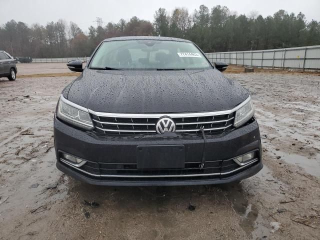 2018 Volkswagen Passat SEL Premium