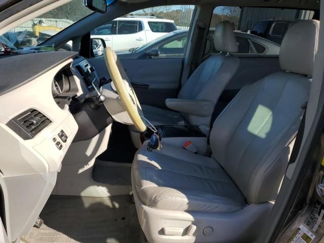 2011 Toyota Sienna XLE