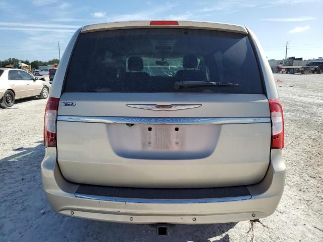 2012 Chrysler Town & Country Touring L