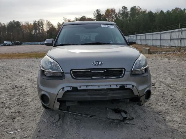 2013 KIA Soul +