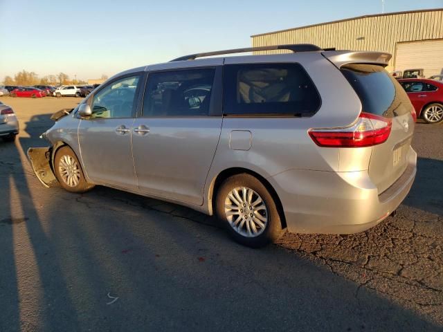 2015 Toyota Sienna XLE