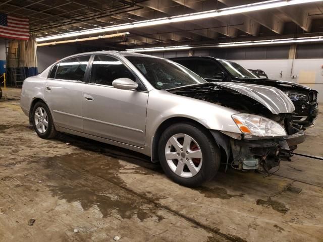 2002 Nissan Altima Base