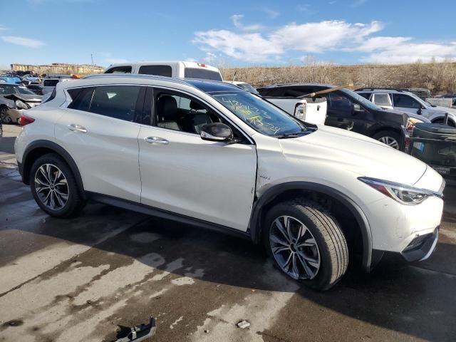 2017 Infiniti QX30 Base