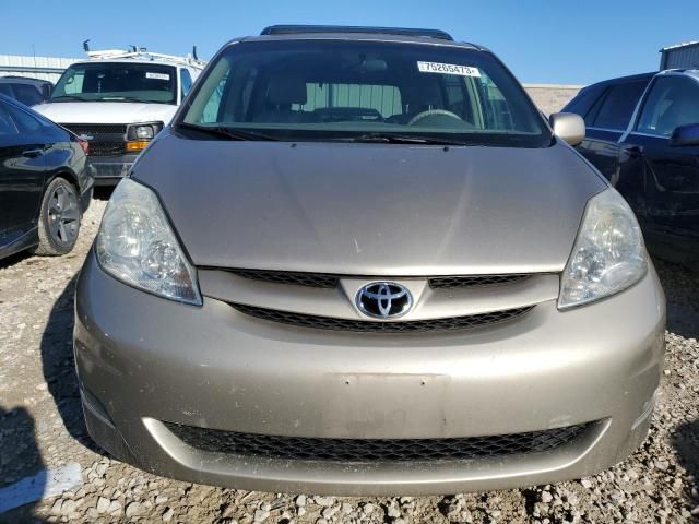 2006 Toyota Sienna XLE