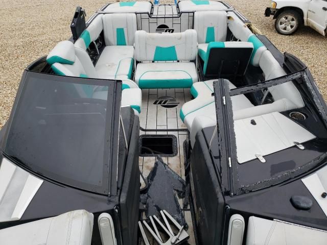 2020 Malibu Boat