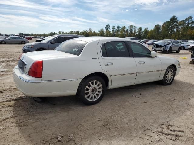 2006 Lincoln Town Car Signature