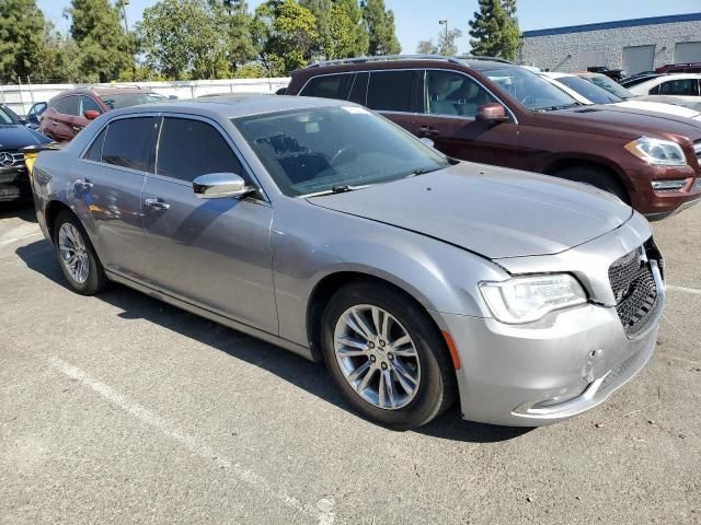 2017 Chrysler 300C