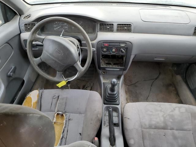 1997 Nissan Sentra Base