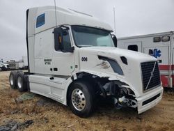 Salvage trucks for sale at Kansas City, KS auction: 2016 Volvo VN VNL