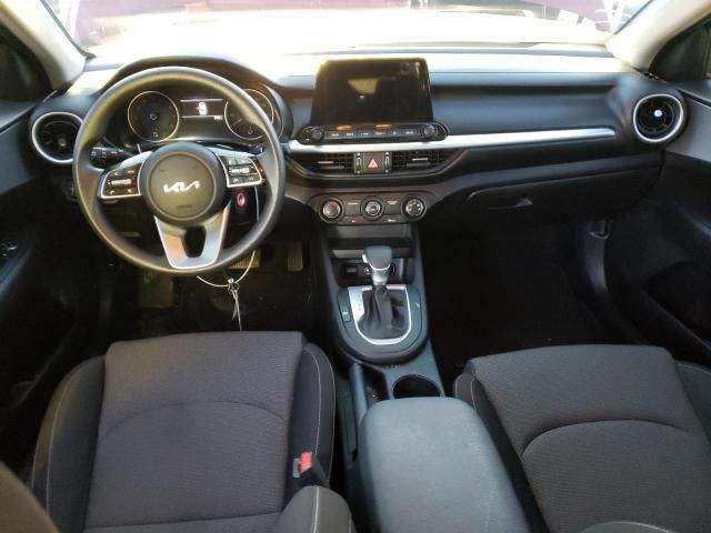 2023 KIA Forte LX