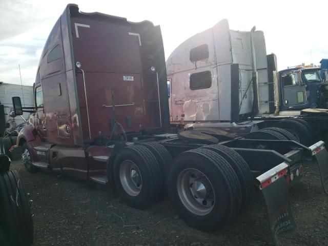 2014 Kenworth Construction T680