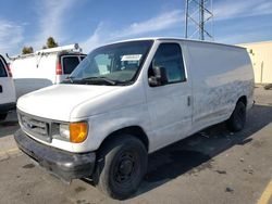 Camiones reportados por vandalismo a la venta en subasta: 2005 Ford Econoline E150 Van