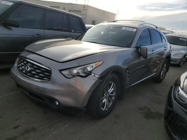 2011 Infiniti FX35