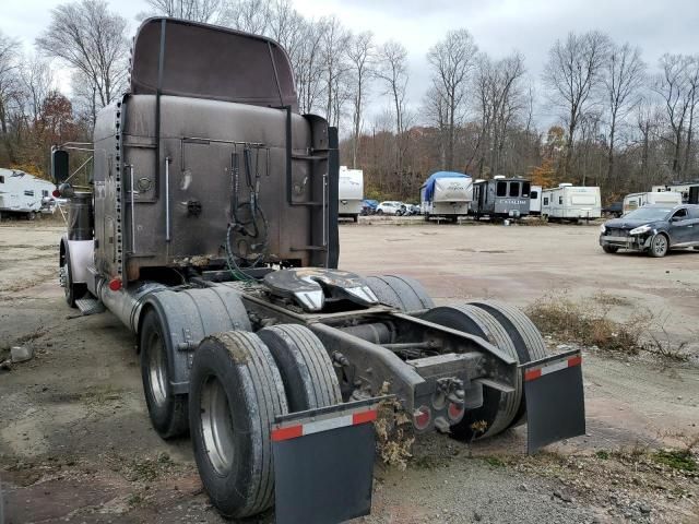 2009 Freightliner Conventional FLD132 XL Classic