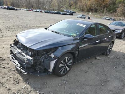 Salvage cars for sale from Copart Marlboro, NY: 2022 Nissan Altima SV