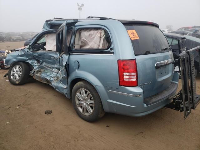 2010 Chrysler Town & Country Limited