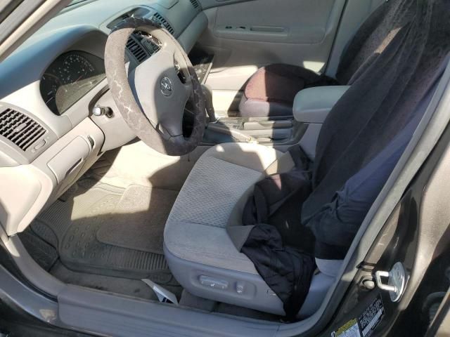 2004 Toyota Camry LE