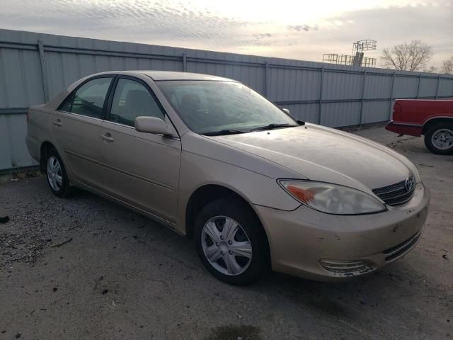 2004 Toyota Camry LE