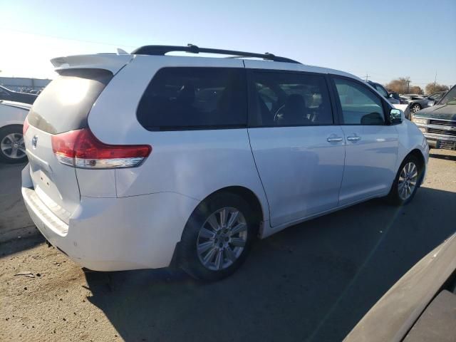 2013 Toyota Sienna XLE