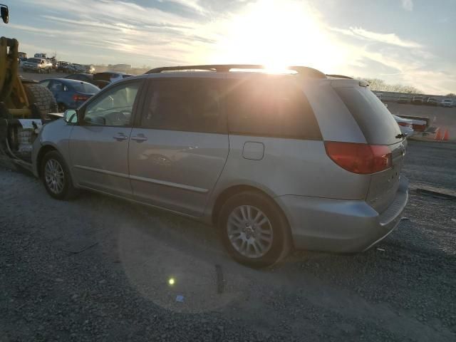 2009 Toyota Sienna XLE