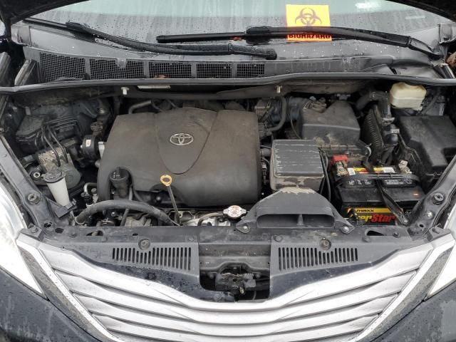 2017 Toyota Sienna XLE