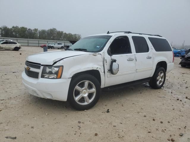 2014 Chevrolet Suburban C1500  LS