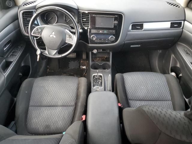 2014 Mitsubishi Outlander SE