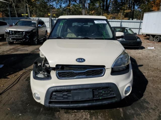 2013 KIA Soul +