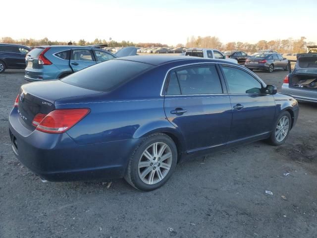 2005 Toyota Avalon XL