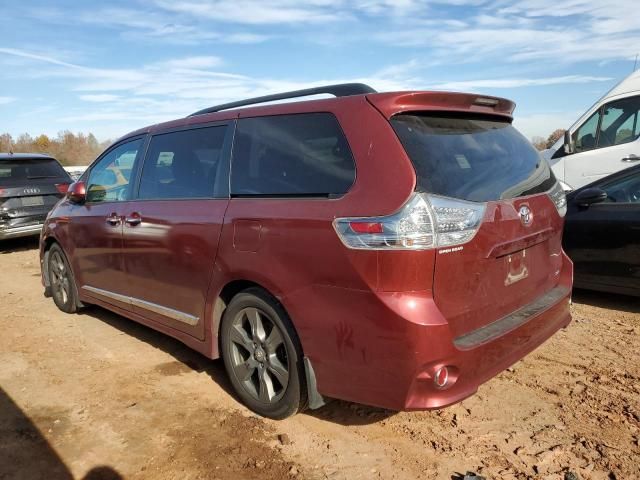 2017 Toyota Sienna SE