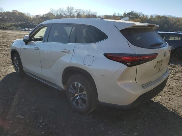 2020 Toyota Highlander Hybrid XLE