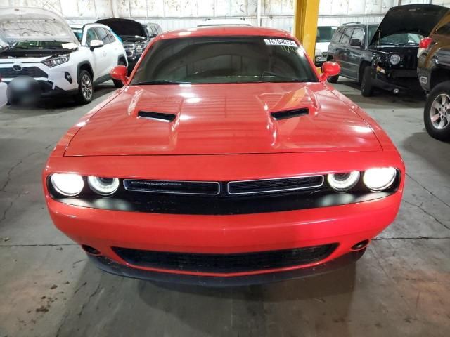 2016 Dodge Challenger SXT