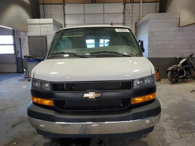 2022 Chevrolet Express G2500