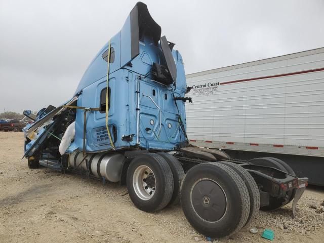 2022 Freightliner Cascadia 126