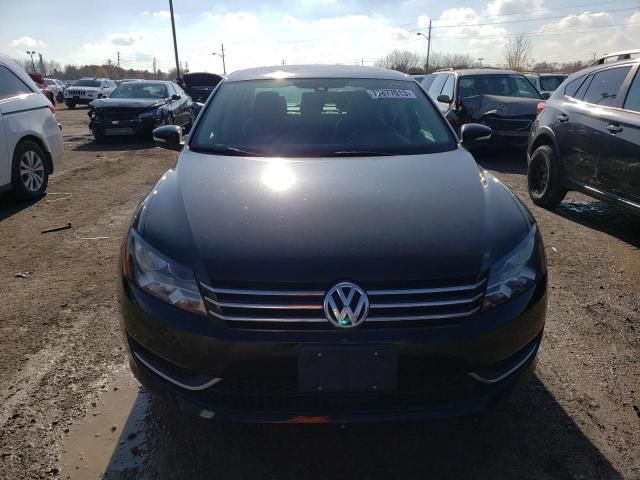 2014 Volkswagen Passat SE