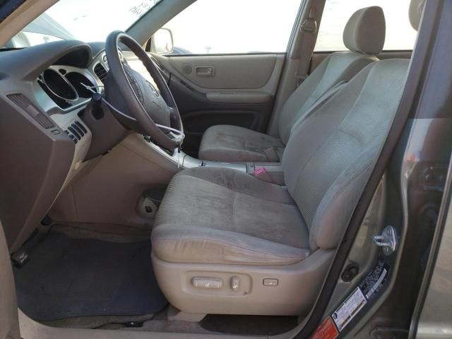 2004 Toyota Highlander Base